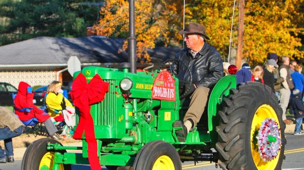Photo Christmas Tractor Run